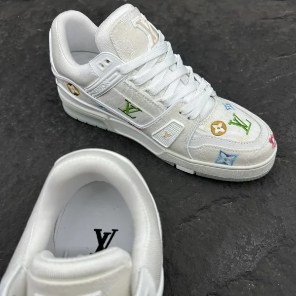 Louis Vuitton shoes - rep shoes