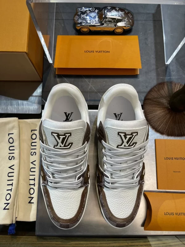 Louis Vuitton shoes - rep shoes