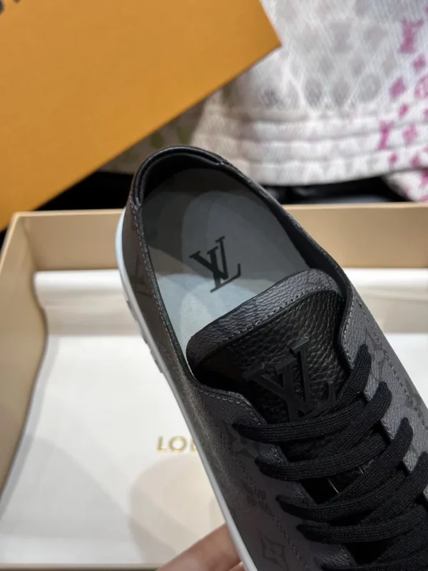 Louis Vuitton shoes - rep shoes