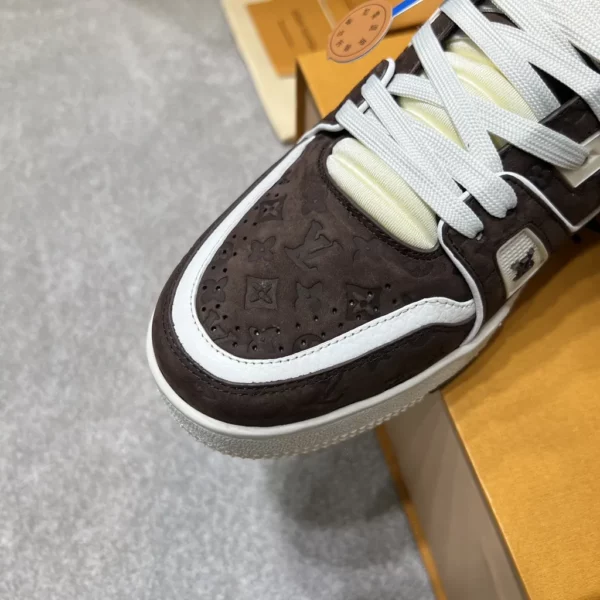 Louis Vuitton shoes - rep shoes