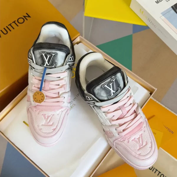 Louis Vuitton shoes - rep shoes