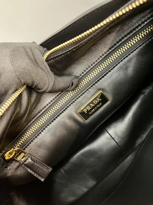 Prada bag - replica bags