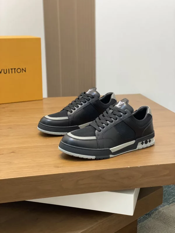 Louis Vuitton shoes - rep shoes