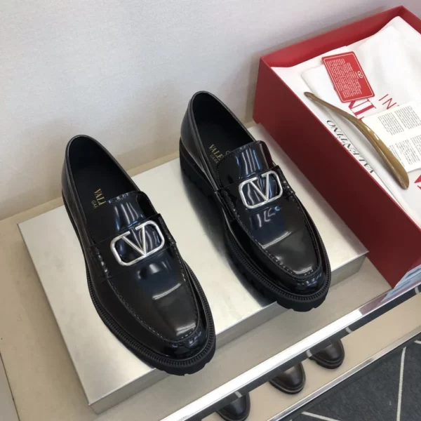 Valentino shoes - rep shoes