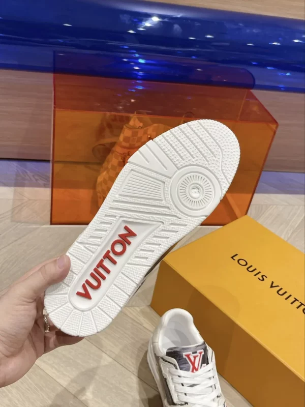 Louis Vuitton shoes - rep shoes