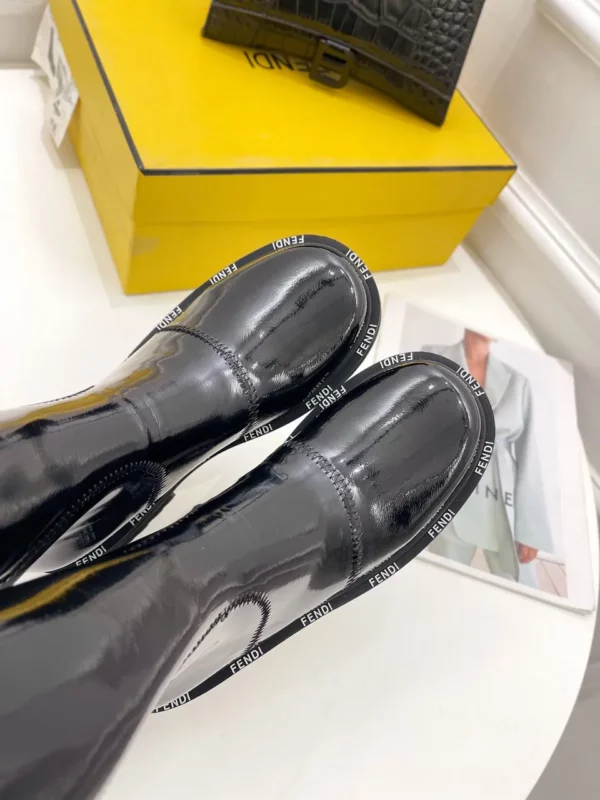 Fendi shoes - Replica shoes