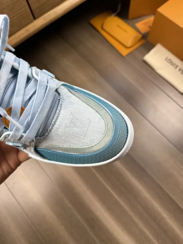 Louis Vuitton shoes - rep shoes