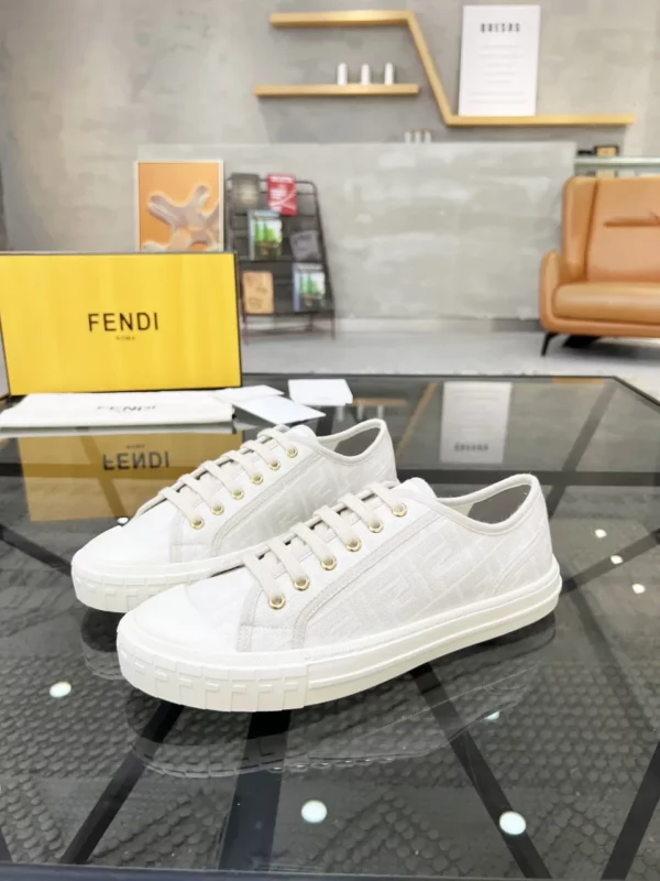 Fendi shoes - Replica shoes