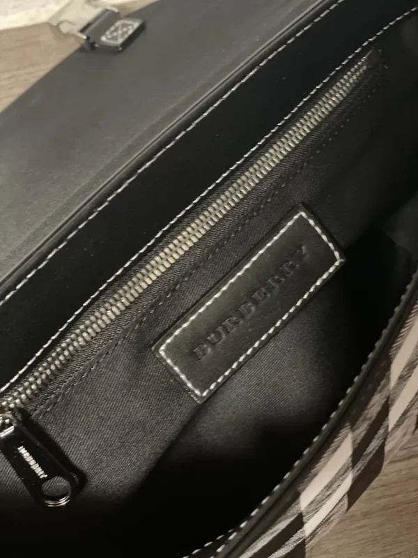 Burberry bag - replica bags