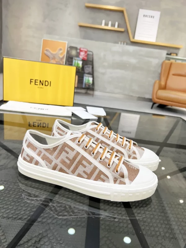 Fendi shoes - Replica shoes