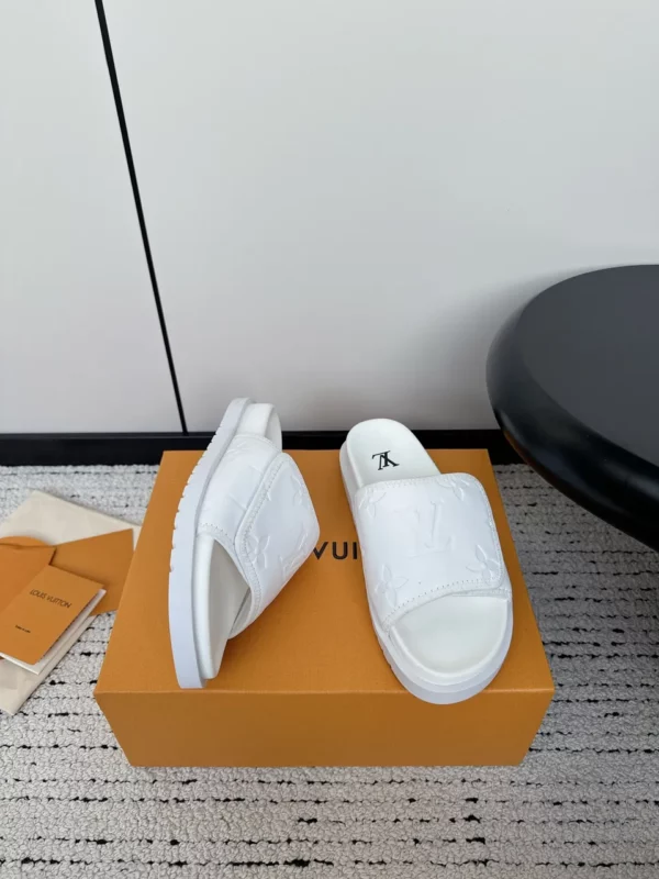 Louis Vuitton shoes - rep shoes