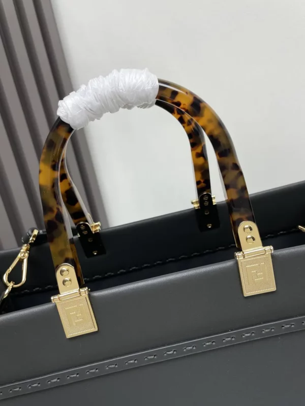 Fendi bag - rep bags