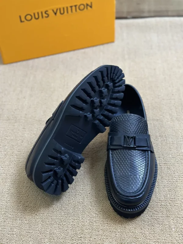 Louis Vuitton shoes - rep shoes