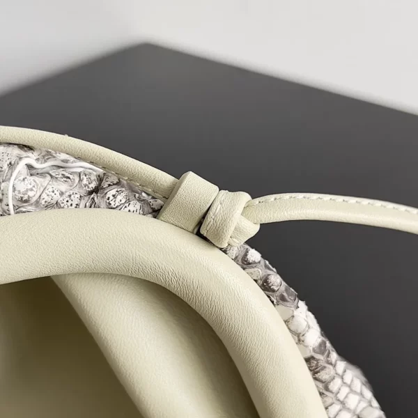 Bottega Veneta bag - replica bags