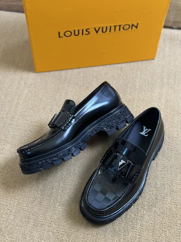 Louis Vuitton shoes - rep shoes