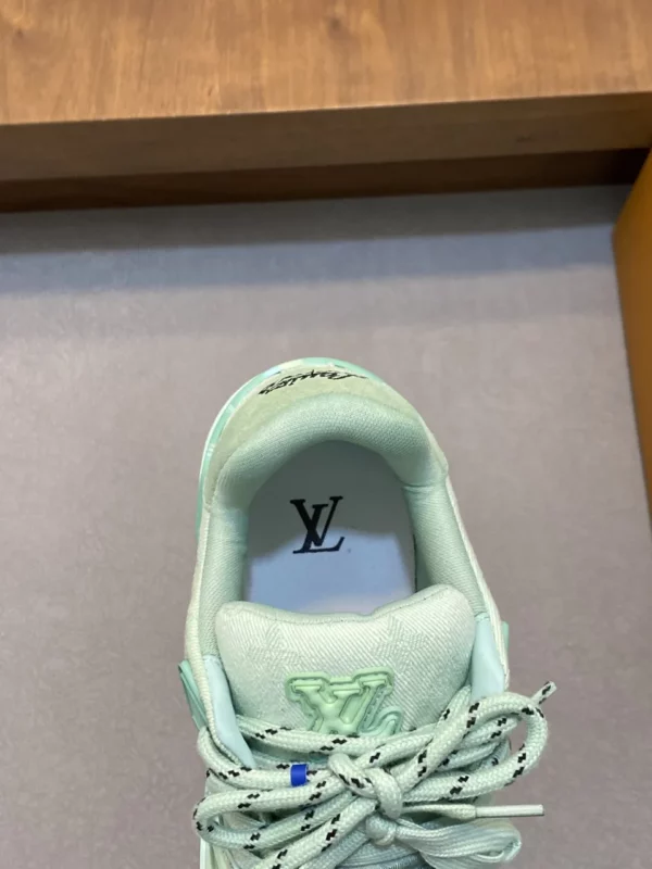 Louis Vuitton shoes - rep shoes