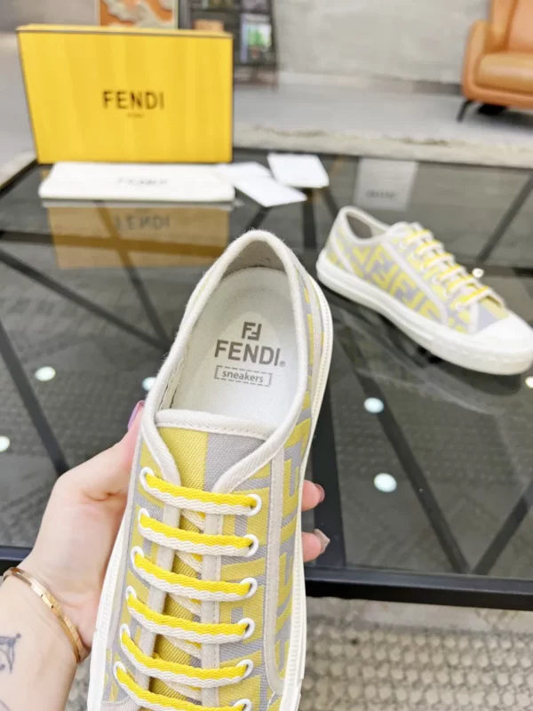 Fendi shoes - Replica shoes