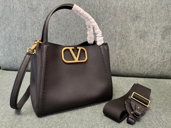 Valentino bag - replica bags