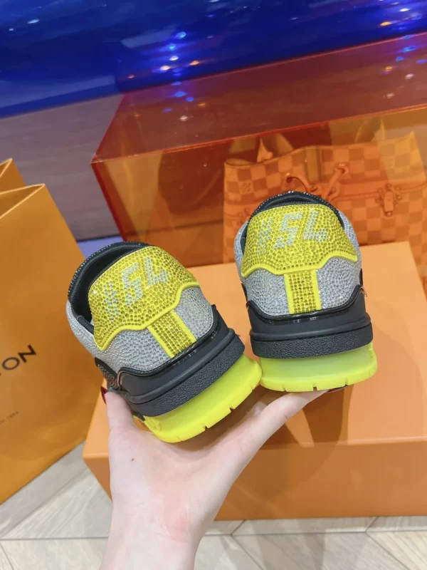 Louis Vuitton shoes - rep shoes