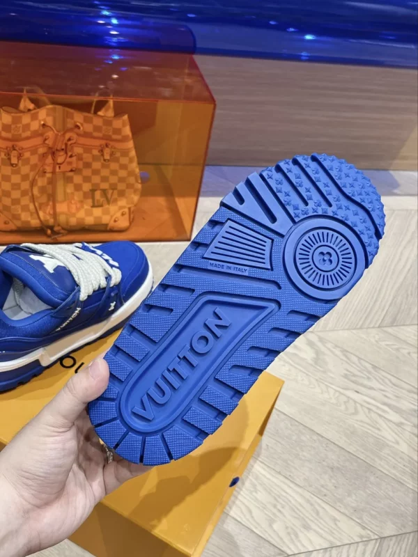 Louis Vuitton shoes - rep shoes