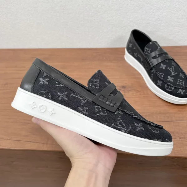 Louis Vuitton shoes - rep shoes