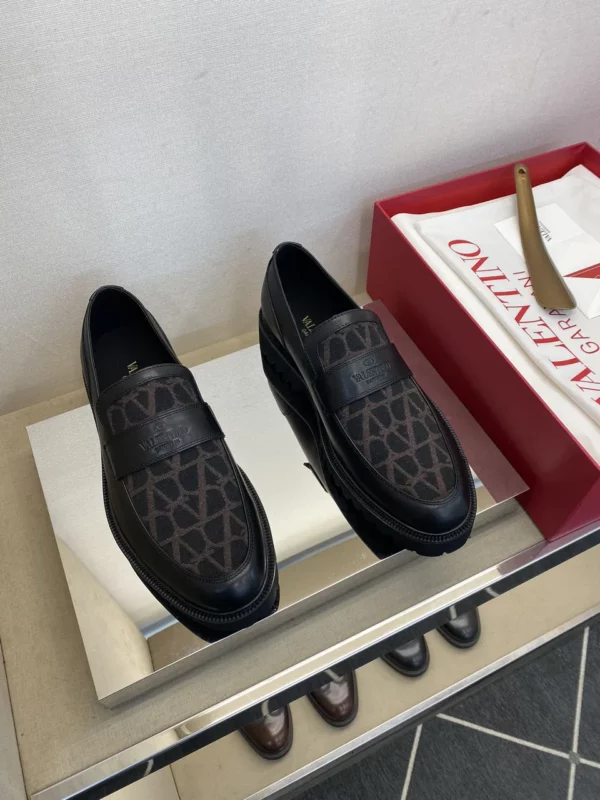 Valentino shoes - rep shoes