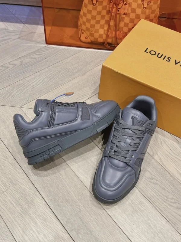 Louis Vuitton shoes - rep shoes