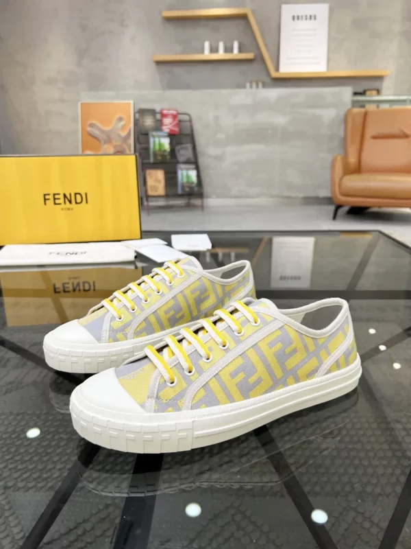 Fendi shoes - Replica shoes