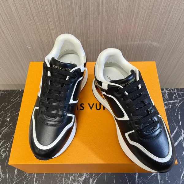 Louis Vuitton shoes - rep shoes