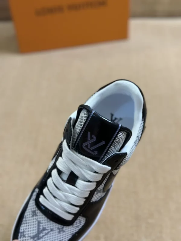 Louis Vuitton shoes - rep shoes