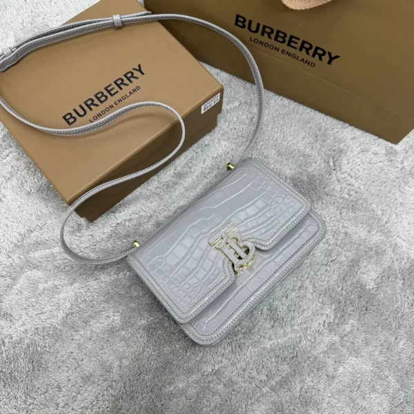 Burberry bag - replica bags