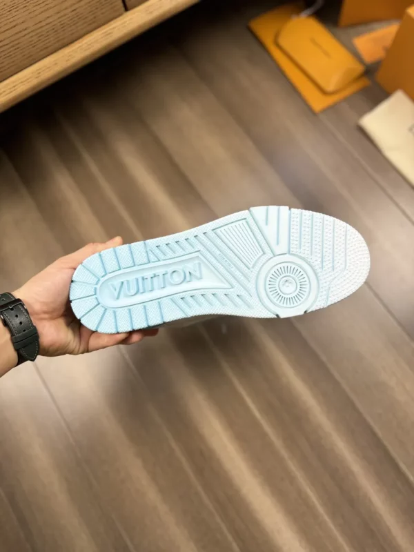 Louis Vuitton shoes - rep shoes