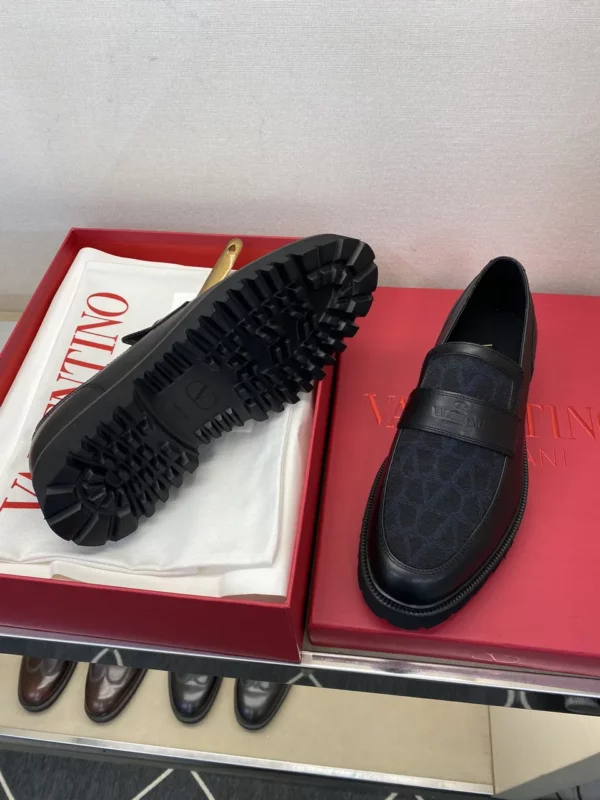 Valentino shoes - rep shoes