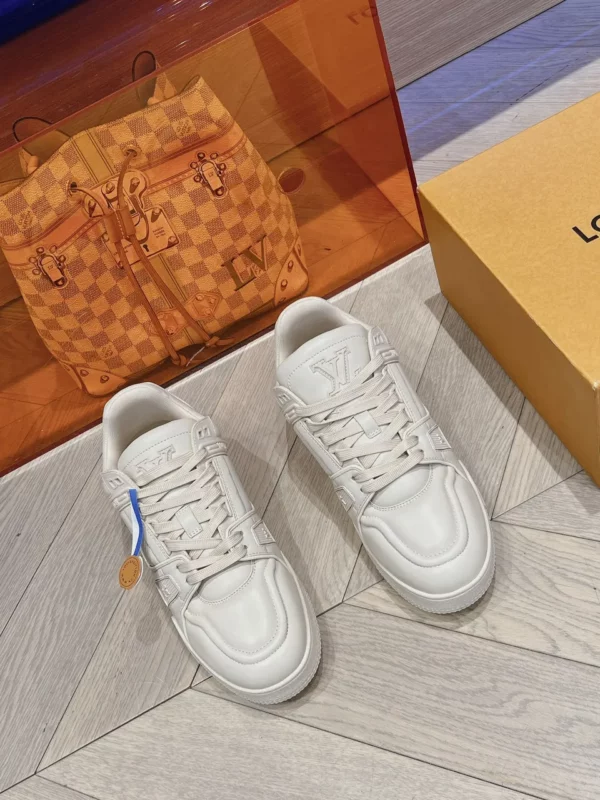 Louis Vuitton shoes - rep shoes