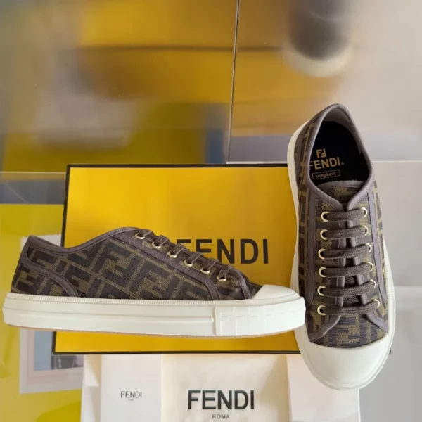 Fendi shoes - Replica shoes