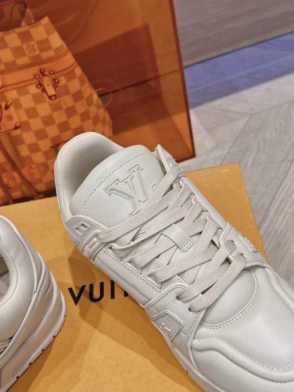 Louis Vuitton shoes - rep shoes