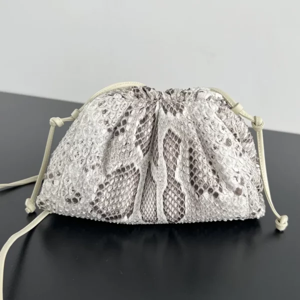 Bottega Veneta bag - replica bags