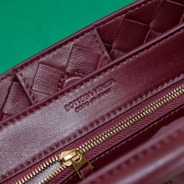 Bottega Veneta bag - replica bags