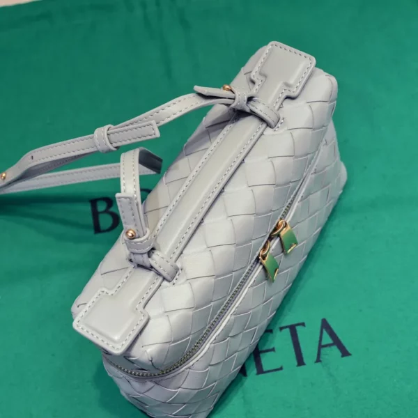 Bottega Veneta bag - replica bags